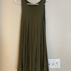 Super cute throw on green dress!